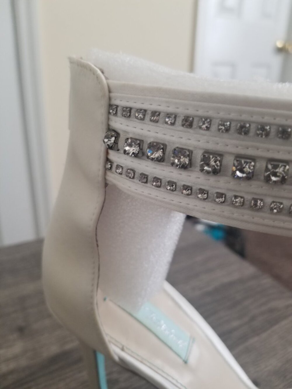 SALE! Blue by Betsey Johnson - SB Charm - Size 10 - Picture 7 of 13